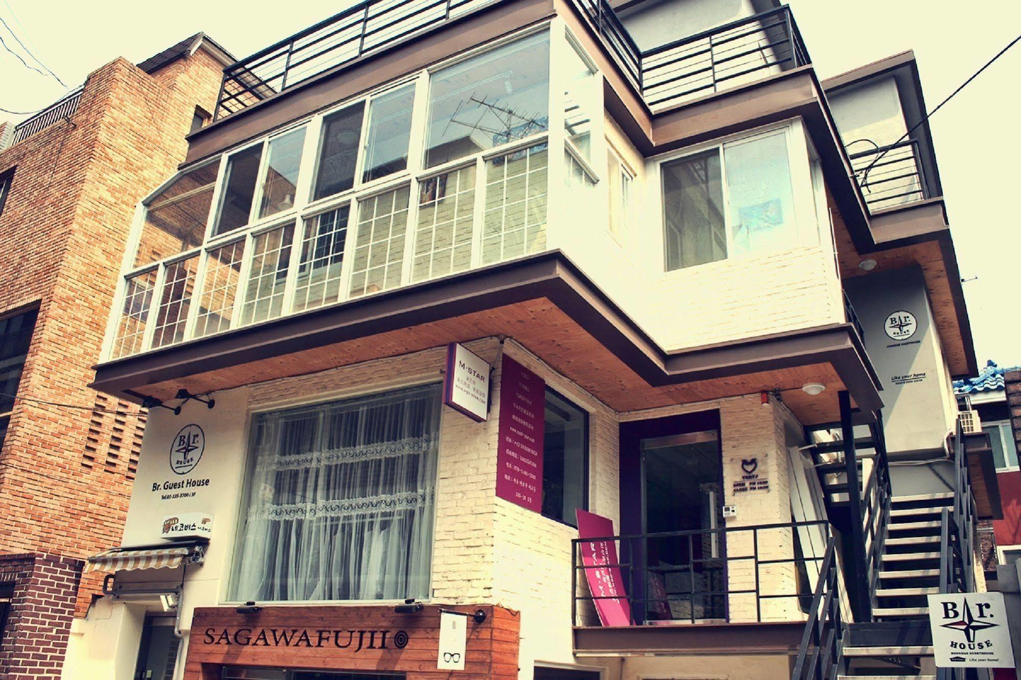 Br. Guesthouse Hongdae Сеул Екстериор снимка